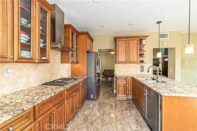 Rancho Santa Margarita, CA 92688,52 Via Brida