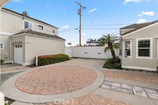 Newport Beach, CA 92663,700 Lido Park #13