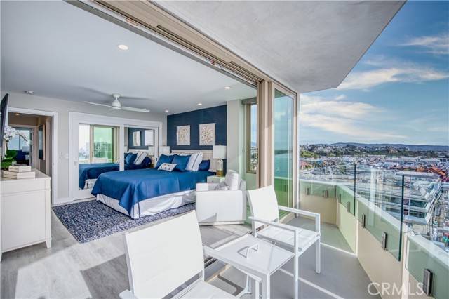Newport Beach, CA 92663,3121 W Coast Hwy #8A