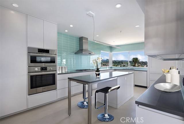 Newport Beach, CA 92660,1040 Westwind Way