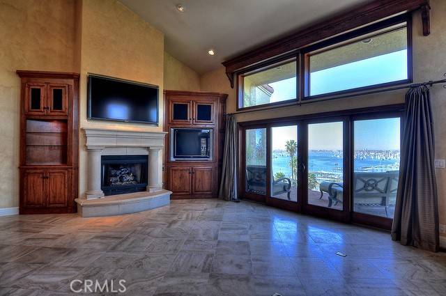 Corona Del Mar, CA 92625,317 Carnation Avenue #4