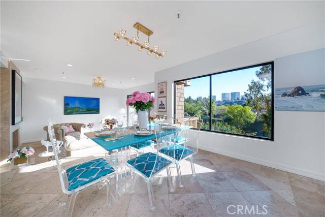 Newport Beach, CA 92660,67 Sea Island Drive