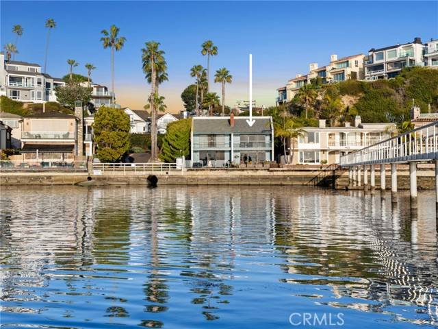 Corona Del Mar, CA 92625,115 Bayside Place #115