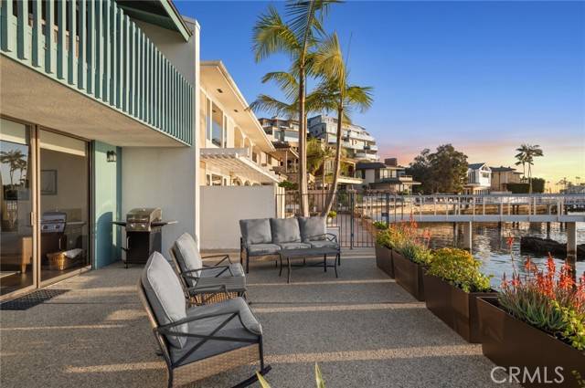 Corona Del Mar, CA 92625,115 Bayside Place #115