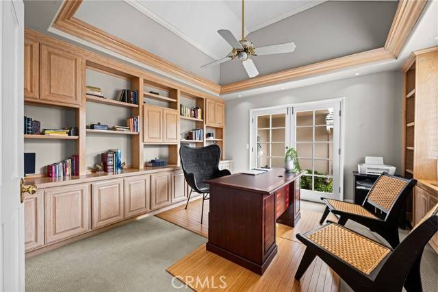 Newport Beach, CA 92660,4 Huntington Court