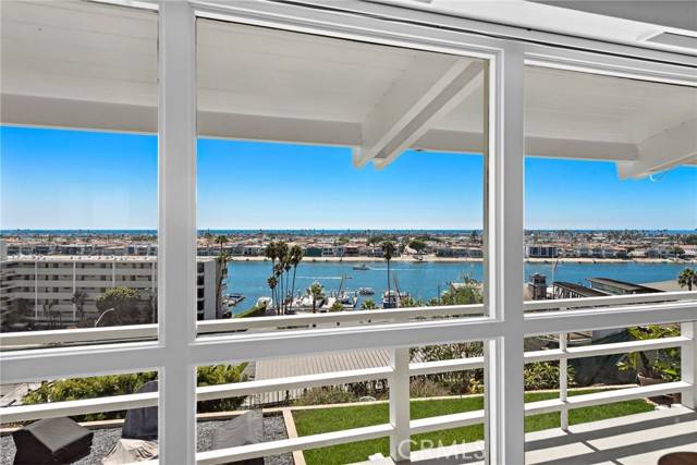 Newport Beach, CA 92663,1701 Kings Road