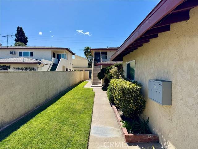 Anaheim, CA 92804,3212 W Cabot Drive