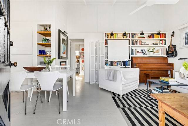 Corona Del Mar, CA 92625,304 Dahlia Place