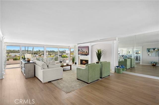 Newport Beach, CA 92660,1050 Santiago Drive