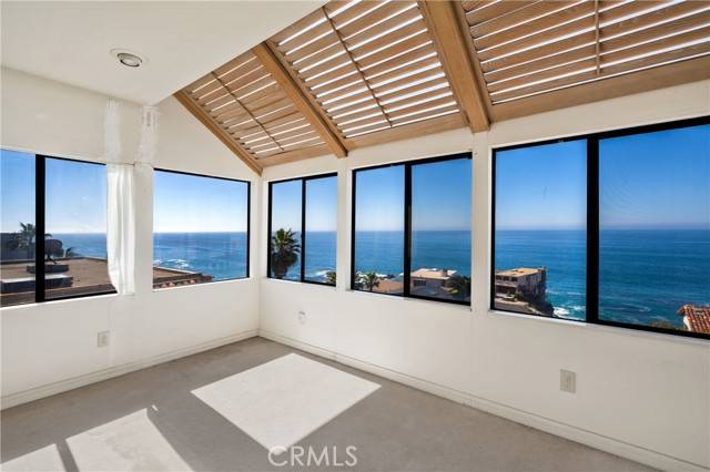 Laguna Beach, CA 92651,31706 Seacliff Drive