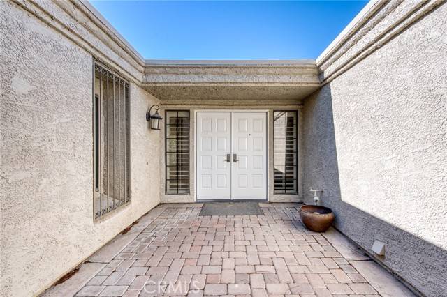 La Quinta, CA 92253,48111 Calle Seranas