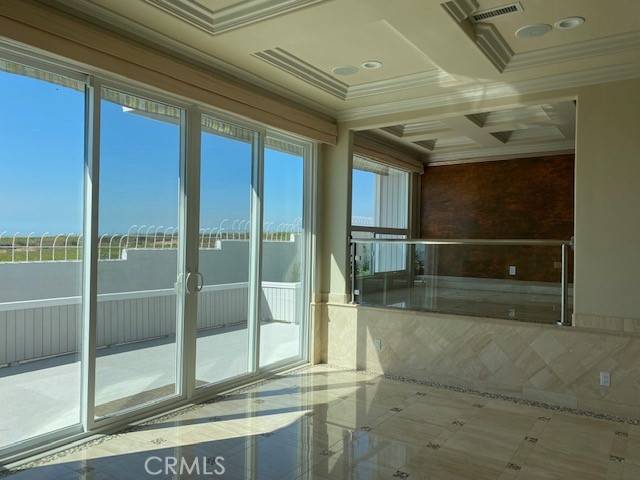 Newport Beach, CA 92663,18 Odyssey Court #116