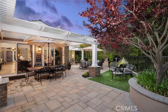 Newport Beach, CA 92660,6 Rue Cannes