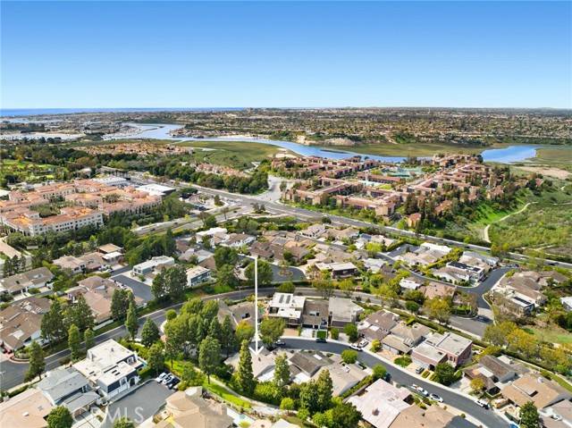 Newport Beach, CA 92660,6 Rue Cannes