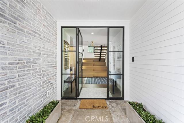 Newport Beach, CA 92661,2148 E Oceanfront