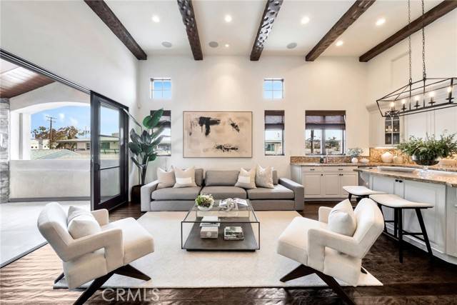 Corona Del Mar, CA 92625,430 Heliotrope Avenue