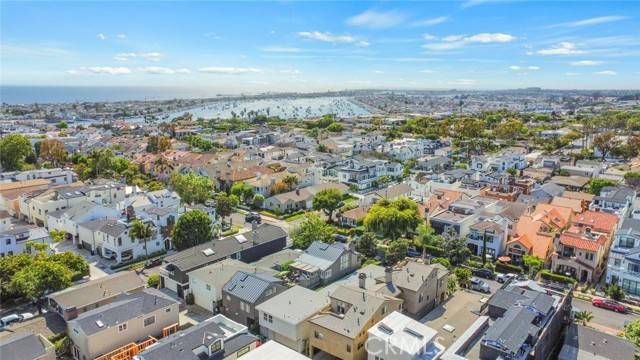 Corona Del Mar, CA 92625,606 Begonia Avenue