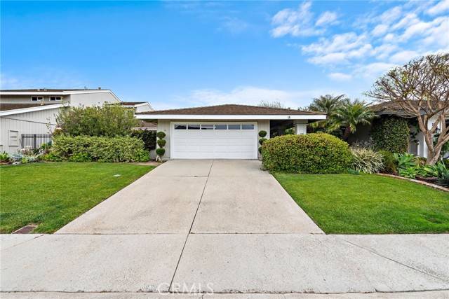 Corona Del Mar, CA 92625,18 Shoal Drive