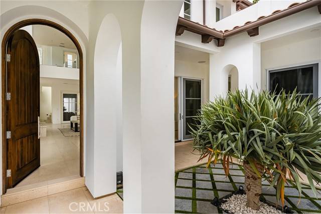 Newport Beach, CA 92660,375 Santa Isabel Avenue