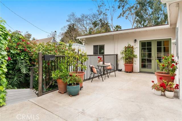 Laguna Beach, CA 92651,645 Griffith Way