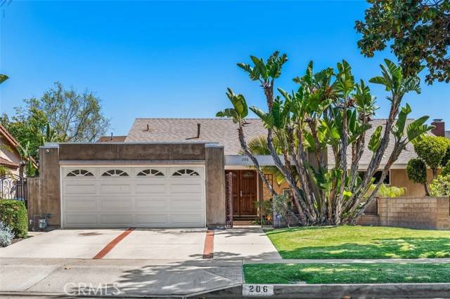 Santa Ana, CA 92707,206 W Sierra Drive