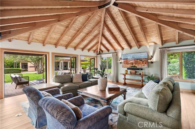 North Tustin, CA 92705,2291 Pavillion Drive