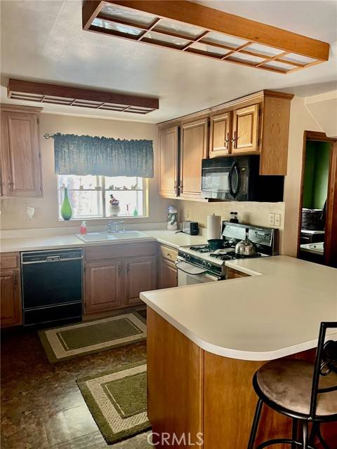 Wrightwood, CA 92397,876 Lark Road