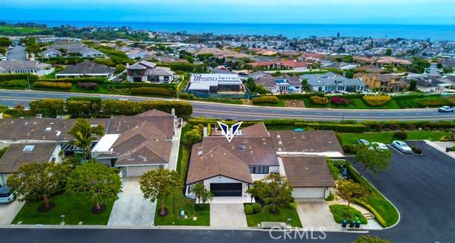 Corona Del Mar, CA 92625,10 White Water Drive