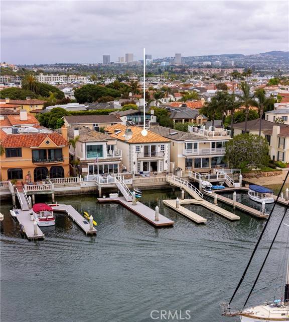 Newport Beach, CA 92663,339 Via Lido Soud