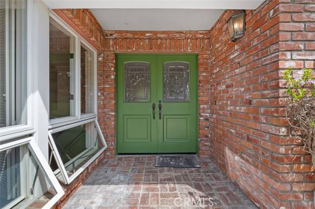 Newport Beach, CA 92660,1112 Pembroke Lane