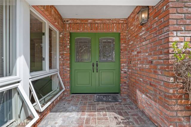 Newport Beach, CA 92660,1112 Pembroke Lane