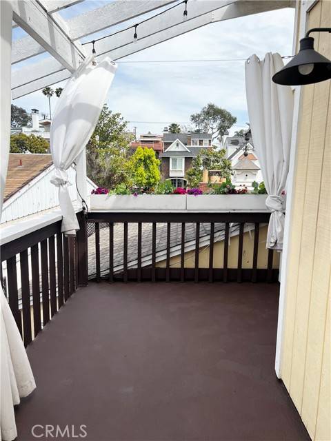 Corona Del Mar, CA 92625,613 Poinsettia Avenue #1/2
