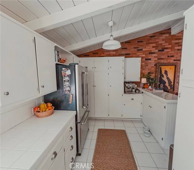 Corona Del Mar, CA 92625,514 Iris Avenue