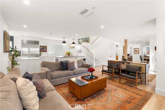 Newport Beach, CA 92663,315 Lugonia Street