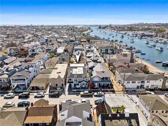 Newport Beach, CA 92662,327 Amethyst Avenue