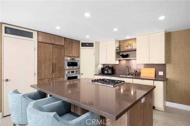 Corona Del Mar, CA 92625,741 Avocado Avenue #101