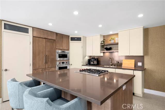 Corona Del Mar, CA 92625,741 Avocado Avenue #101