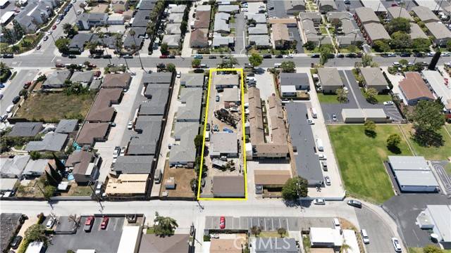 Costa Mesa, CA 92627,2028 Wallace
