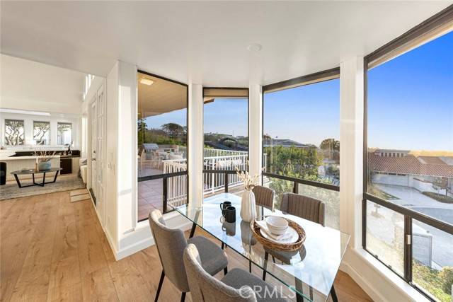 Newport Beach, CA 92660,11 Montpellier #22