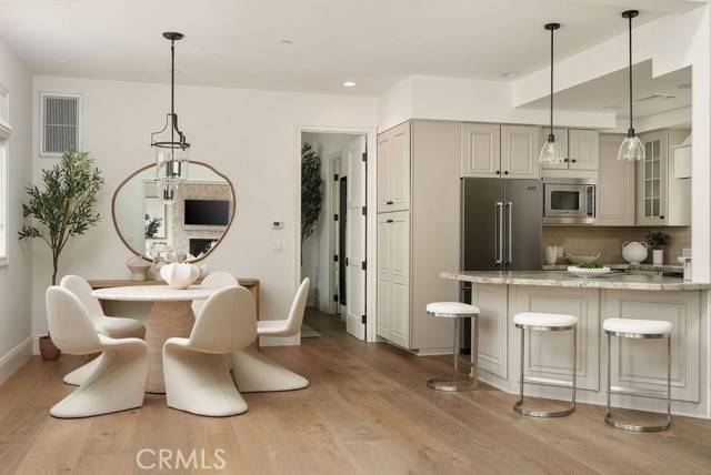 Corona Del Mar, CA 92625,412 Goldenrod Avenue