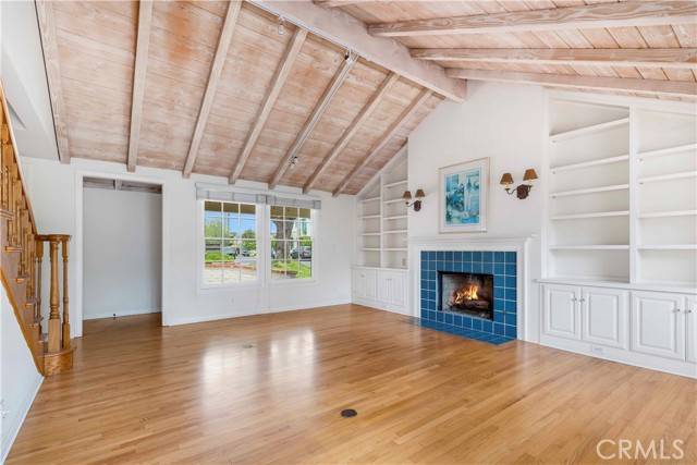 Newport Beach, CA 92663,2562 Vista Drive