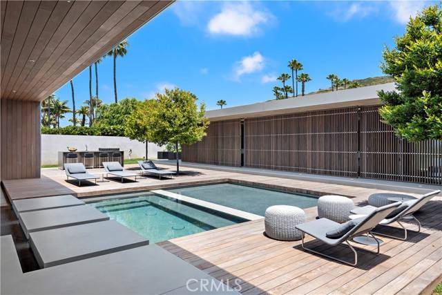 Laguna Beach, CA 92651,2460 Monaco Drive