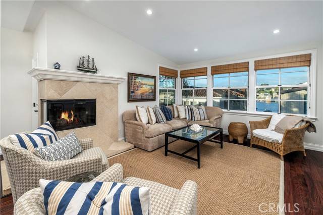 Newport Beach, CA 92663,111 Via Lido Nord #B
