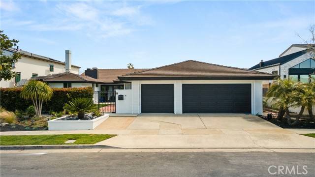 Corona Del Mar, CA 92625,1520 Sandcastle Drive