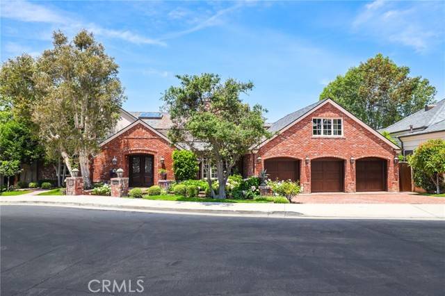 Newport Beach, CA 92660,20 Cherry Hills Lane