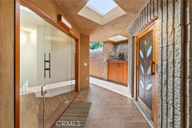 Laguna Beach, CA 92651,1372 Morningside Drive