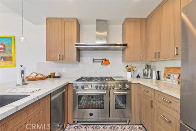 Newport Beach, CA 92661,500 E Balboa Boulevard