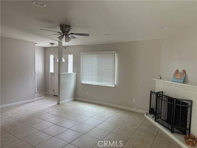 Costa Mesa, CA 92627,1935 Orange Avenue #2