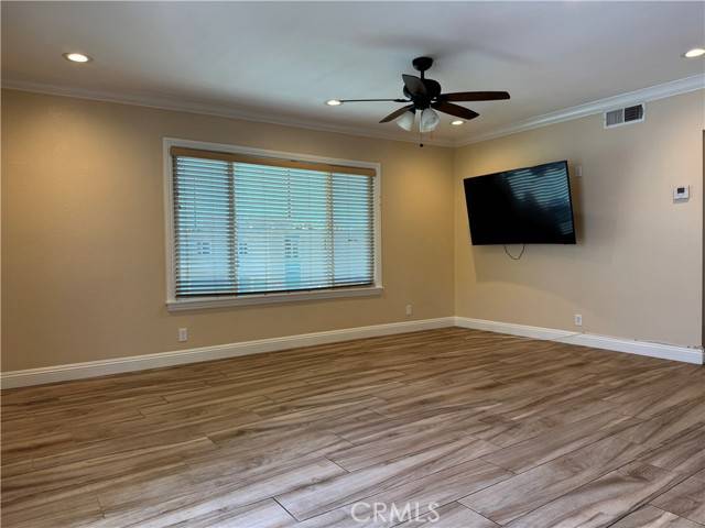 Huntington Beach, CA 92648,207 Nashville Avenue #C