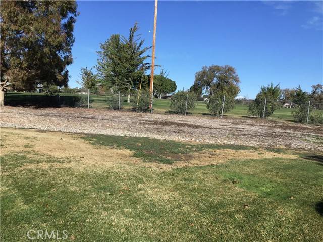 Paso Robles, CA 93446,121 Flag Way #C